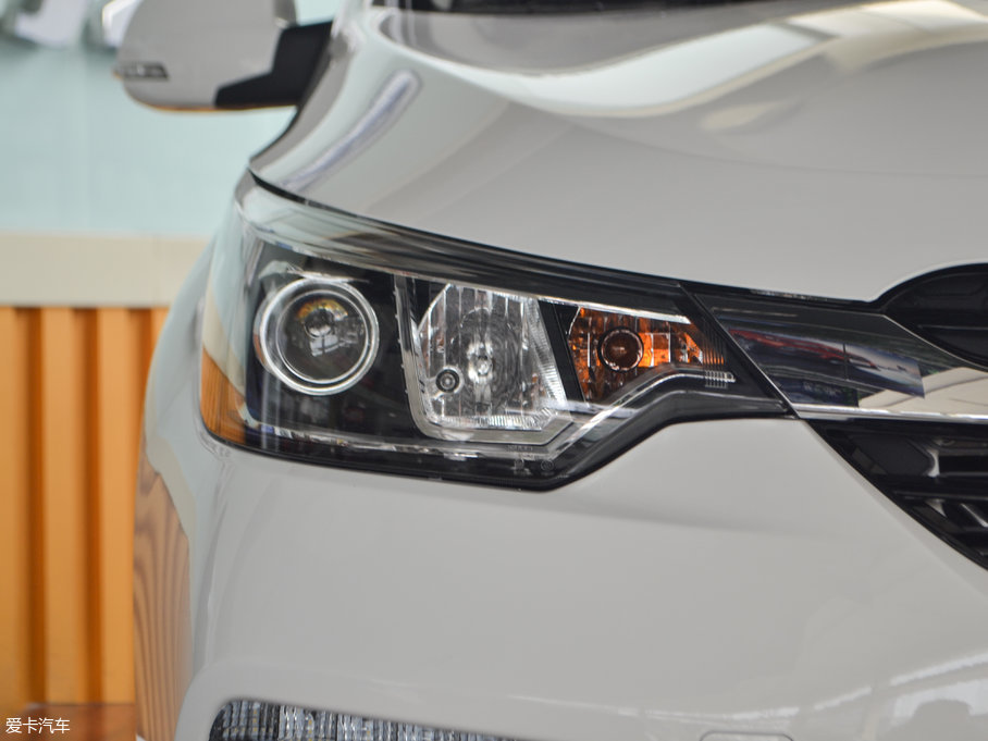 2017ED60 1.5L ք(dng)A