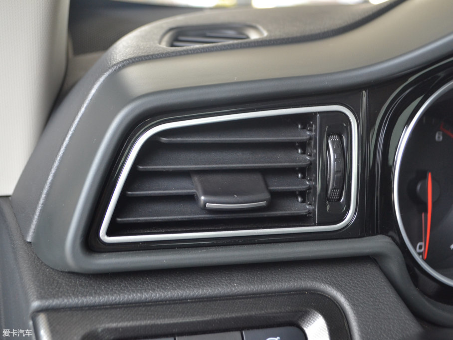 2017ED60 1.5L ք(dng)A