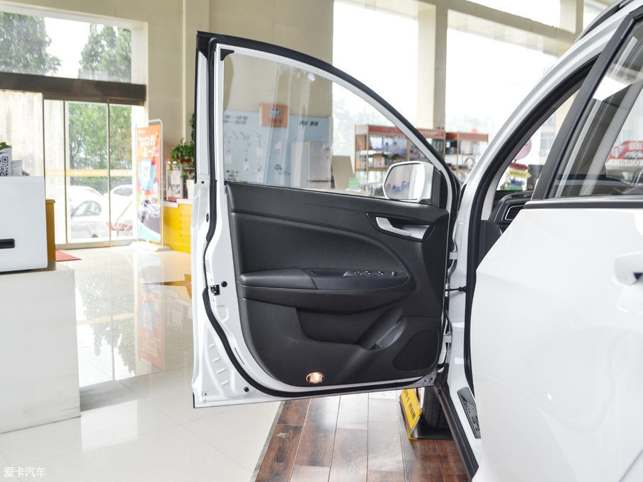 2017ED60 1.5L ք(dng)A