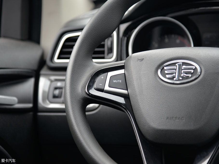 2017ED60 1.5L քӘ˜