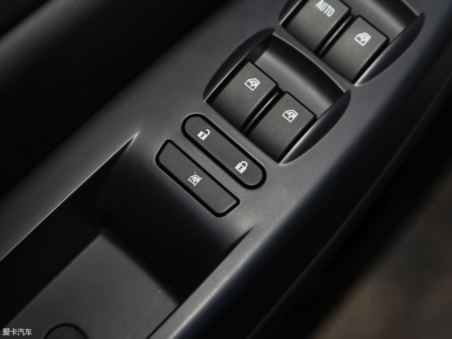 2017ED60 1.8L Ԅ(dng)F