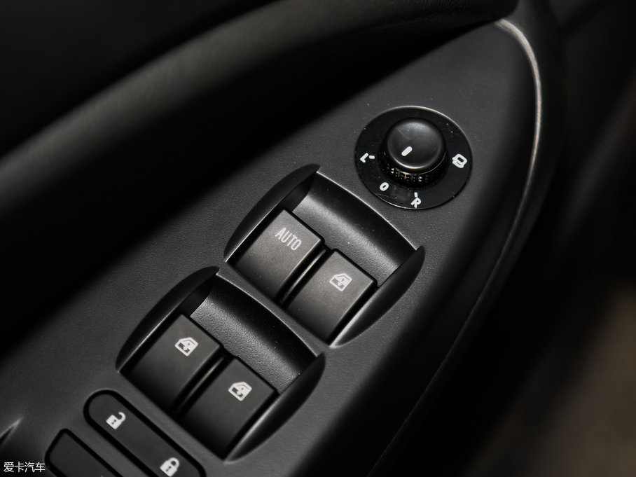 2017ED60 1.8L Ԅ(dng)F