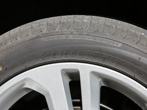 20171.8L Ԅ(dng)F ݆̥ߴ