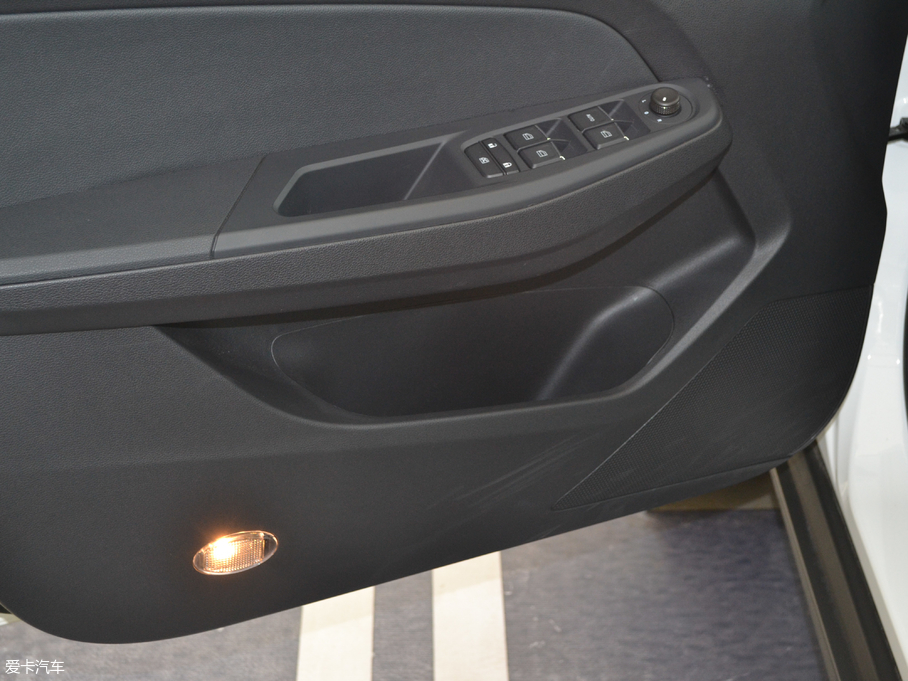 2018EA50 1.5L ք(dng)A