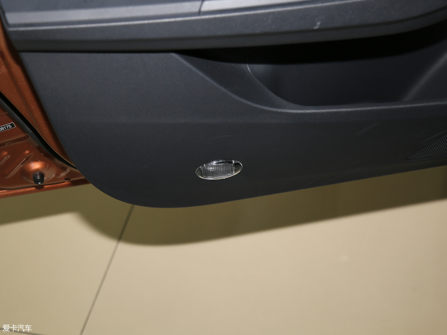 2018ECX65 1.5L քm