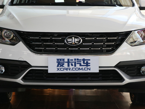 2018款1.5L 手动智联豪华型 中网