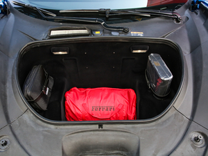 2019款3.9T V8 空间座椅