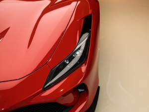 2019款3.9T V8 大灯