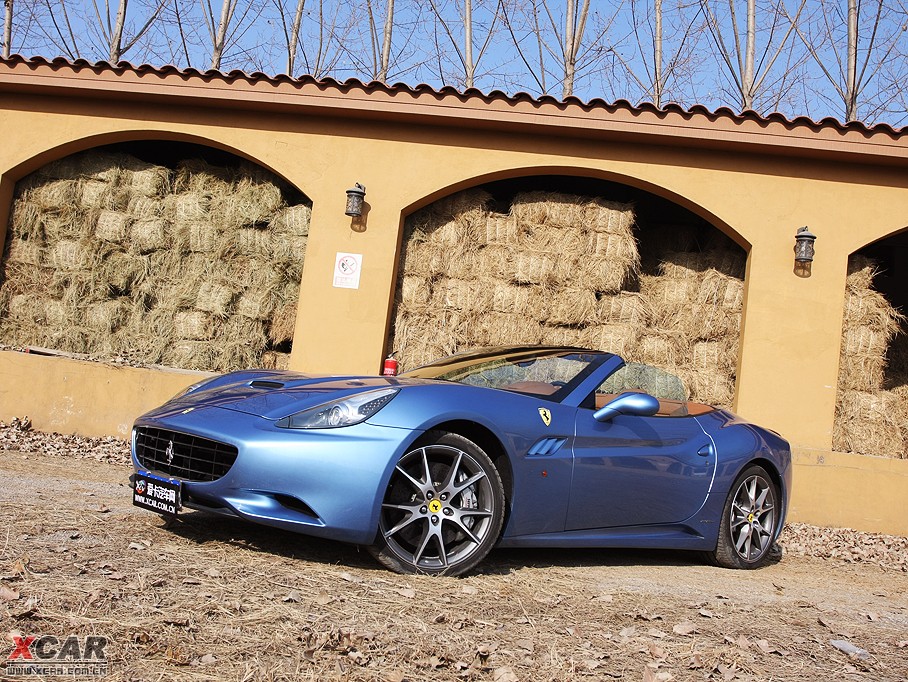 2009��California T 4.3L ������