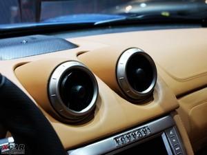 2009款4.3L 基本型 空调出风口