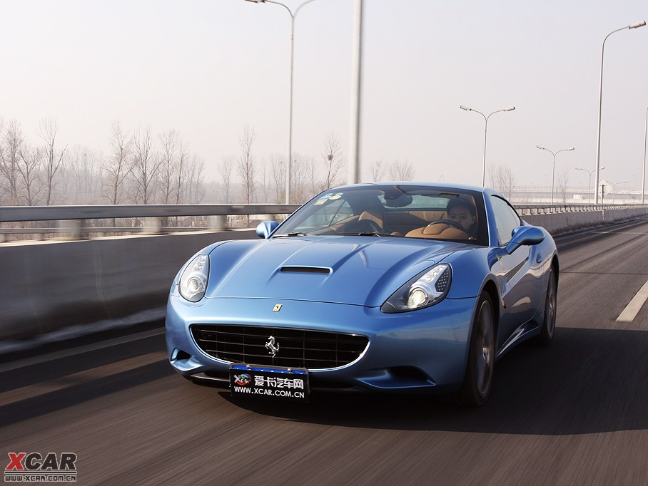 2009��California T 4.3L ������