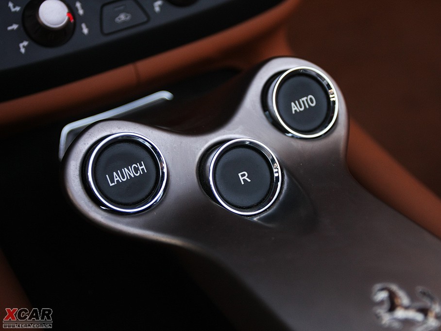 2009��California T 4.3L ������