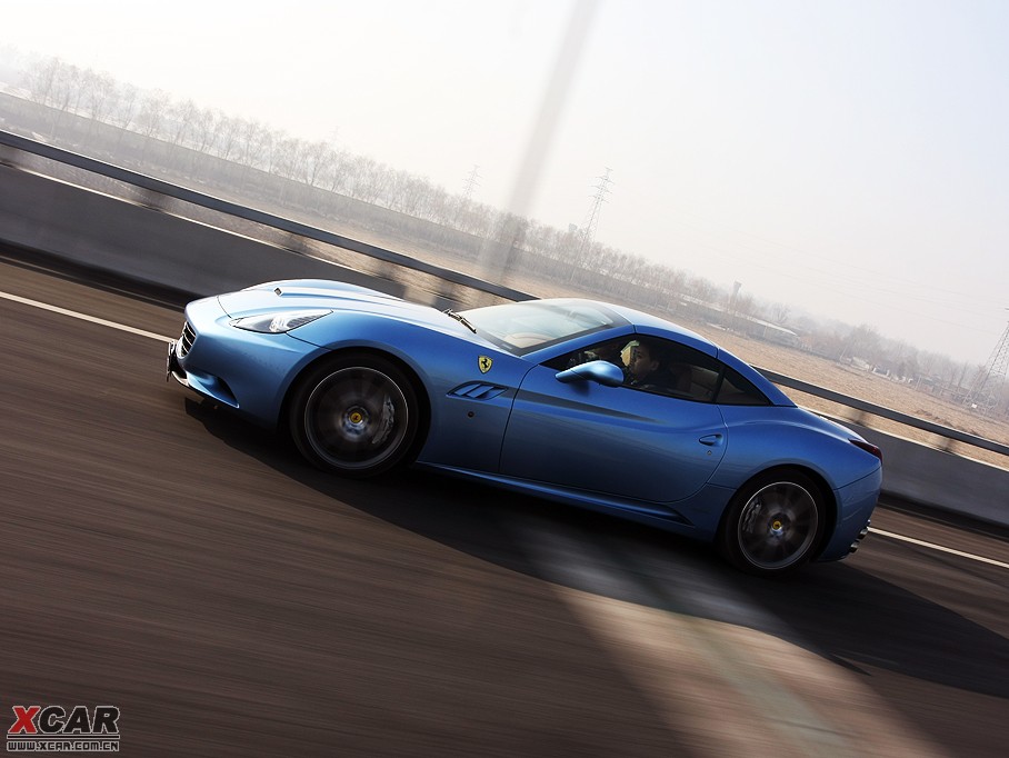 2009��California T 4.3L ������