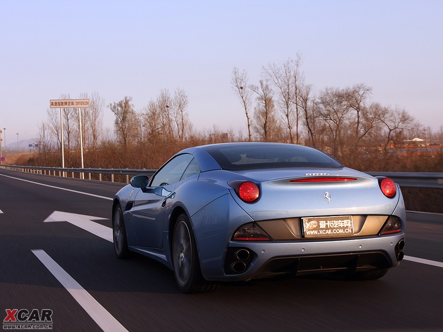 2009��California T 4.3L ������