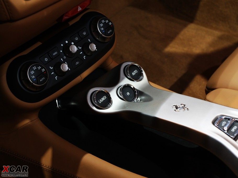 2009��California T 4.3L ������