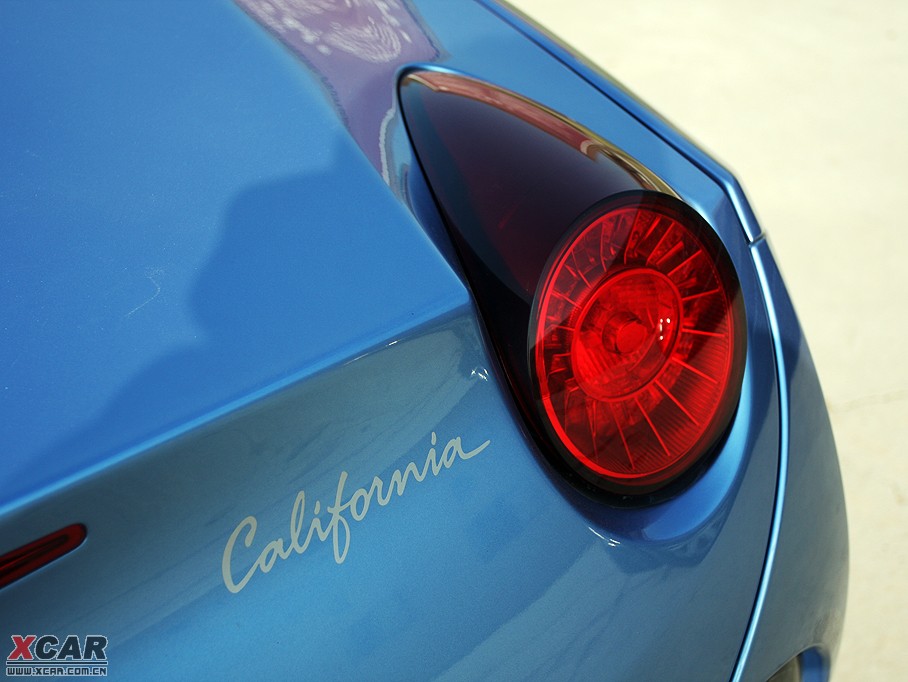 2009��California T 4.3L ������