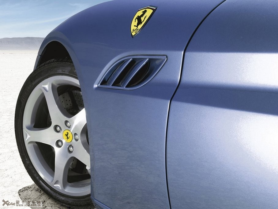 2009��California T 4.3L ������