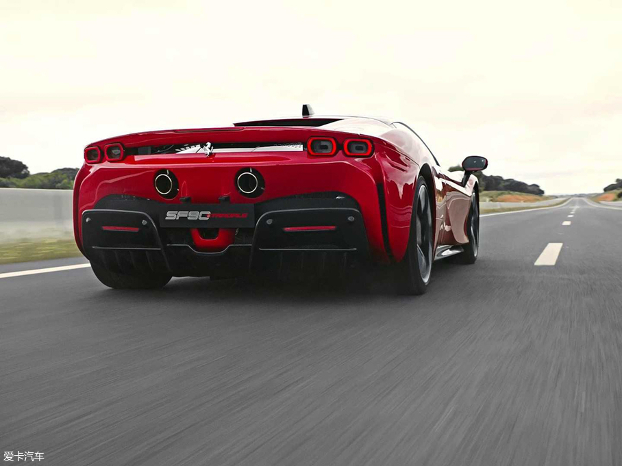 2020SF90 3.9T V8 Stradale