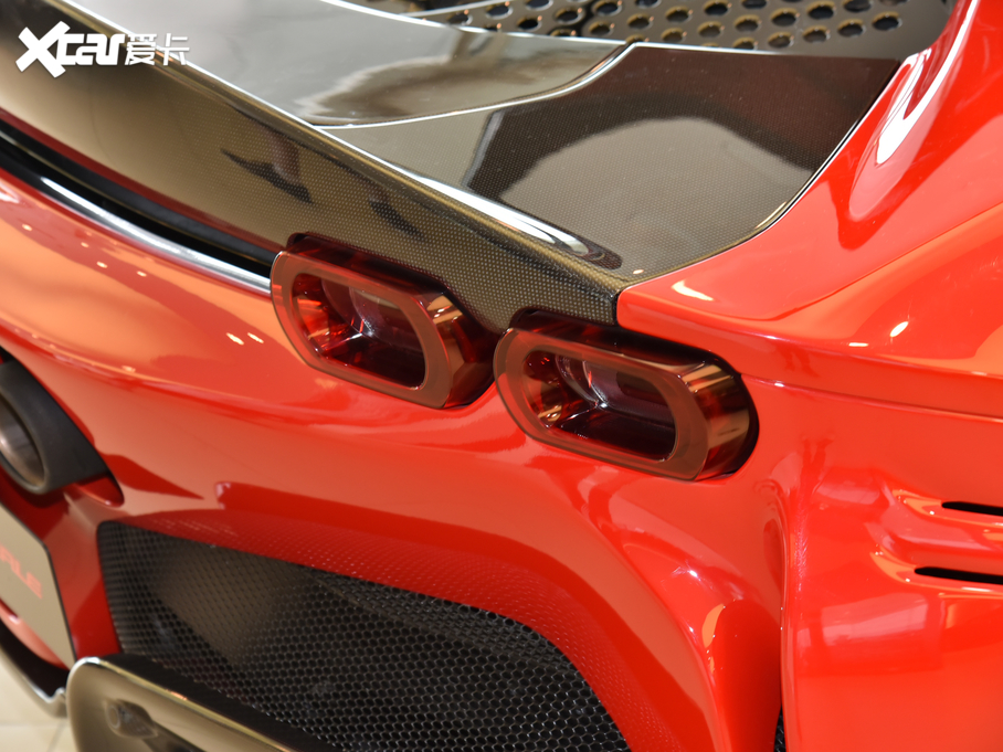 2020SF90 3.9T V8 Stradale