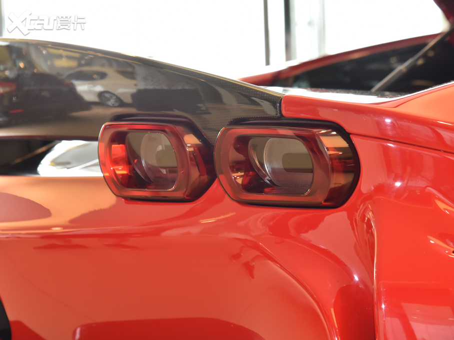 2020��SF90 3.9T V8 Stradale