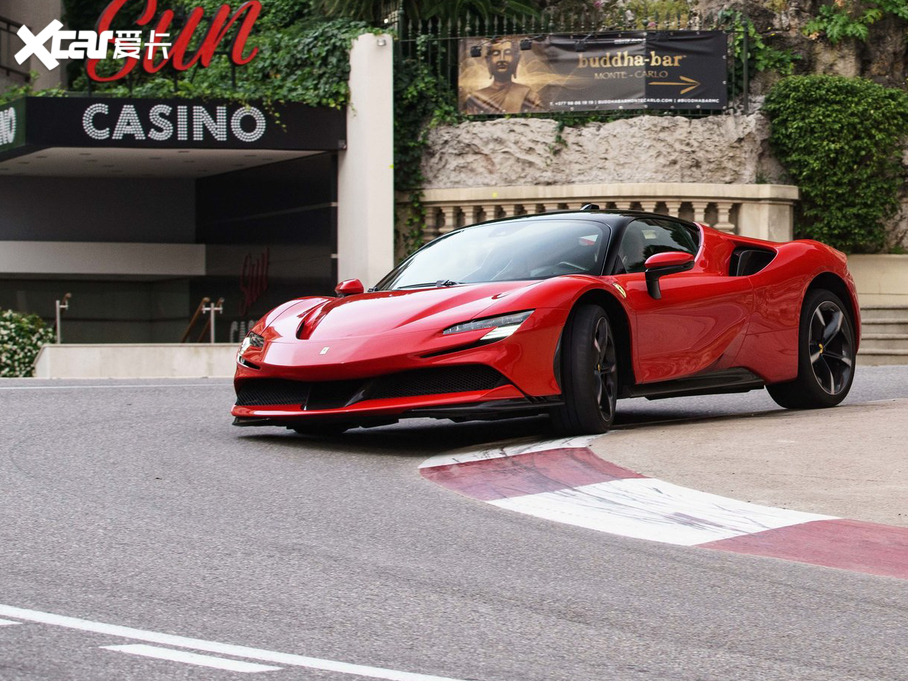2020SF90 3.9T V8 Stradale