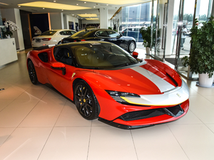 20203.9T V8 Stradale w^