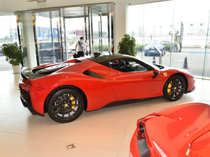 20203.9T V8 Stradale w^