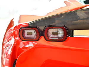 20203.9T V8 Stradale ^