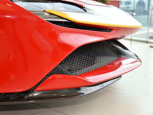 20203.9T V8 Stradale ^