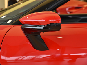 20203.9T V8 Stradale ^