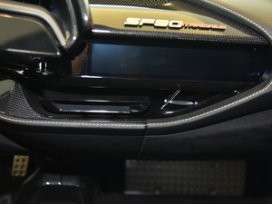 20203.9T V8 Stradale п؅^(q)