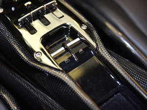 20203.9T V8 Stradale п؅^