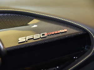 20203.9T V8 Stradale п؅^