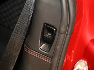 20213.0T V6 GTB п؅^