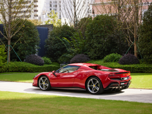 2021款3.0T V6 GTB 整体外观