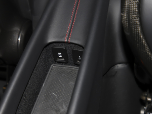 20213.0T V6 GTB п؅^