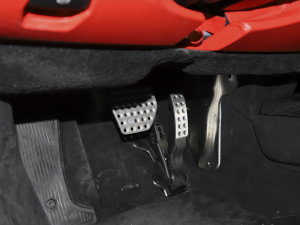 20213.0T V6 GTB п؅^