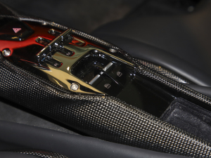 2021款3.0T V6 GTB 中控区