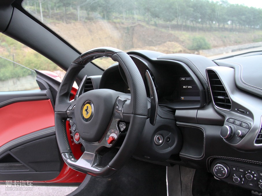 2010458 4.5L Italia