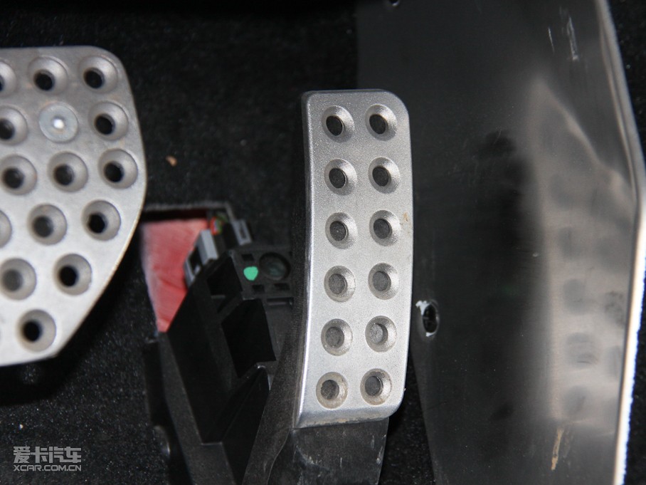 2010458 4.5L Italia