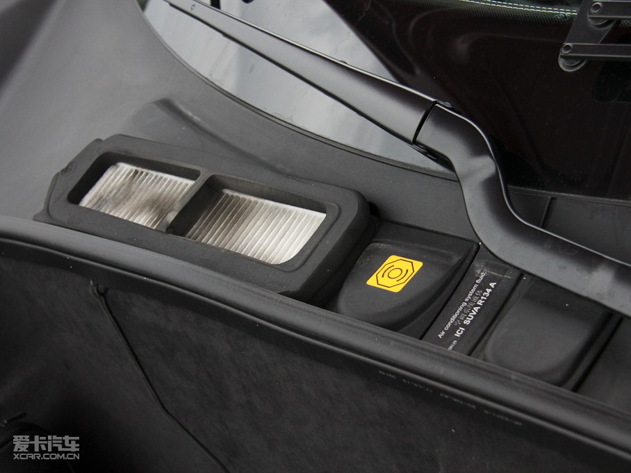 2010458 4.5L Italia