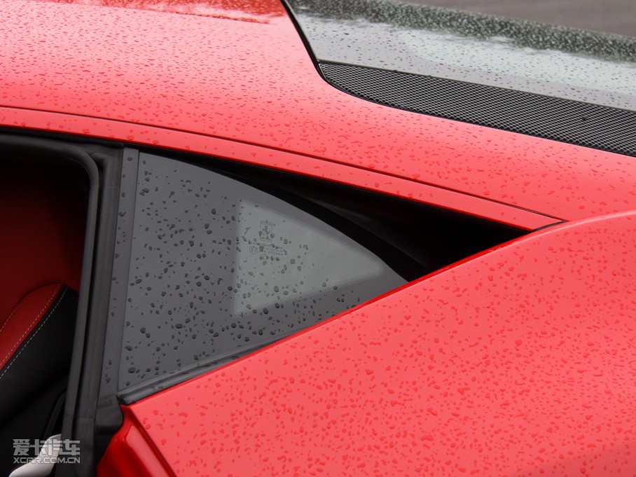 2010458 4.5L Italia