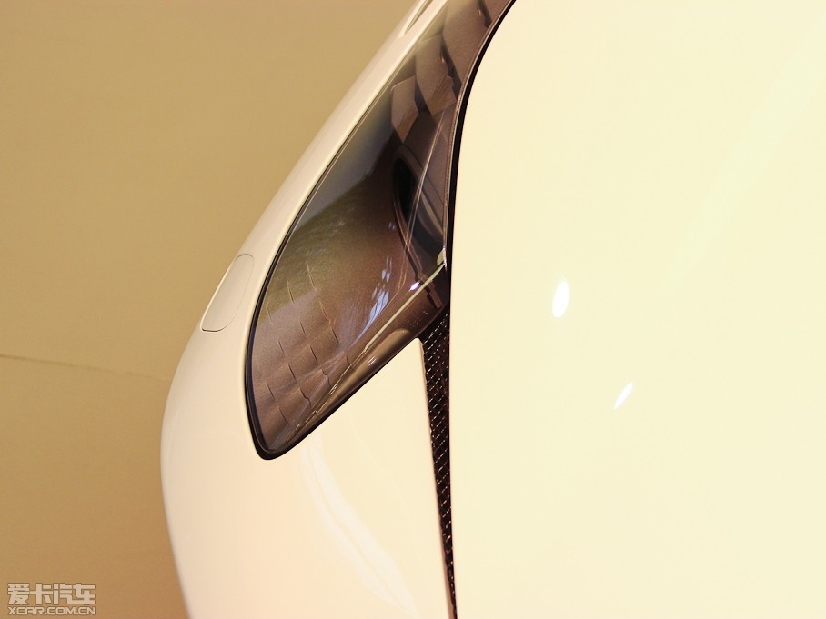 2010458 4.5L Italia