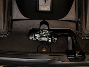 2012款6.3 V12 其它