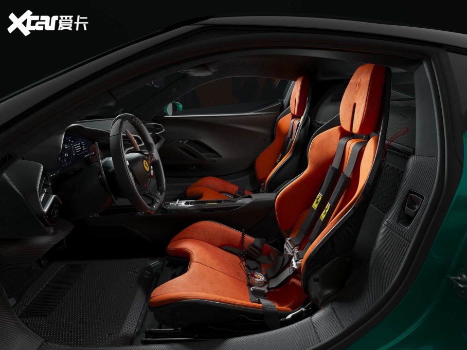 2025296 3.0T V6 Speciale