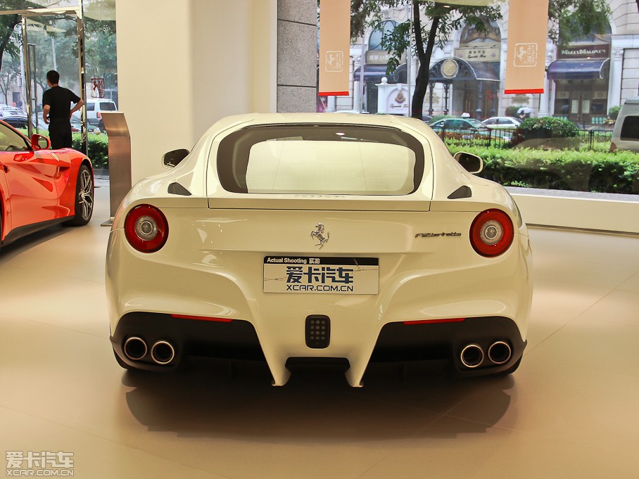 2013F12berlinetta 6.3L ˜ʰ