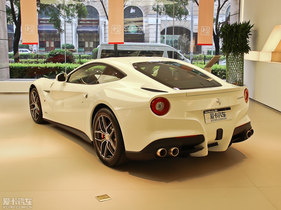 2013F12berlinetta 6.3L ˜ʰ