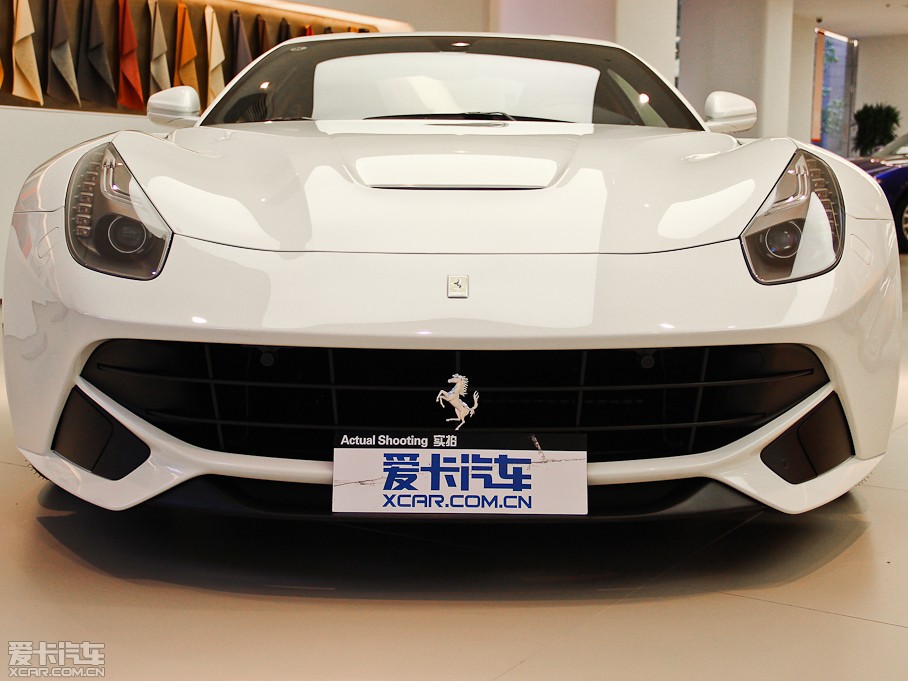 2013F12berlinetta 6.3L (bio)(zhn)
