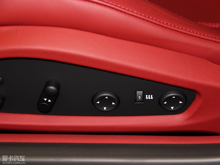 2013F12berlinetta 6.3L ˜ʰ