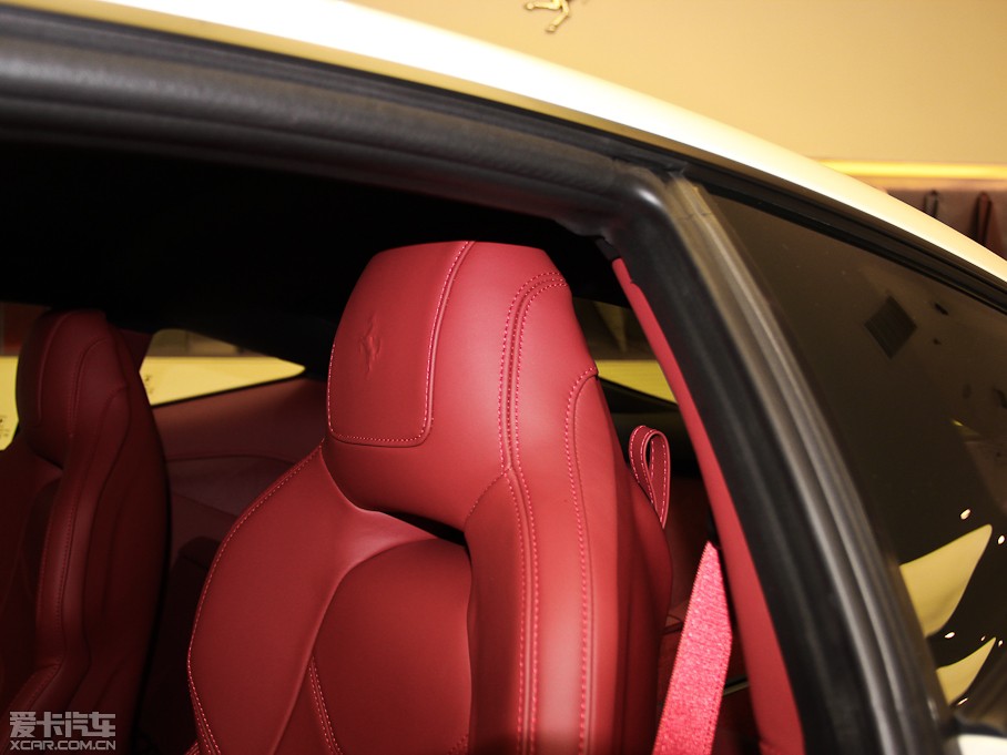 2013F12berlinetta 6.3L (bio)(zhn)